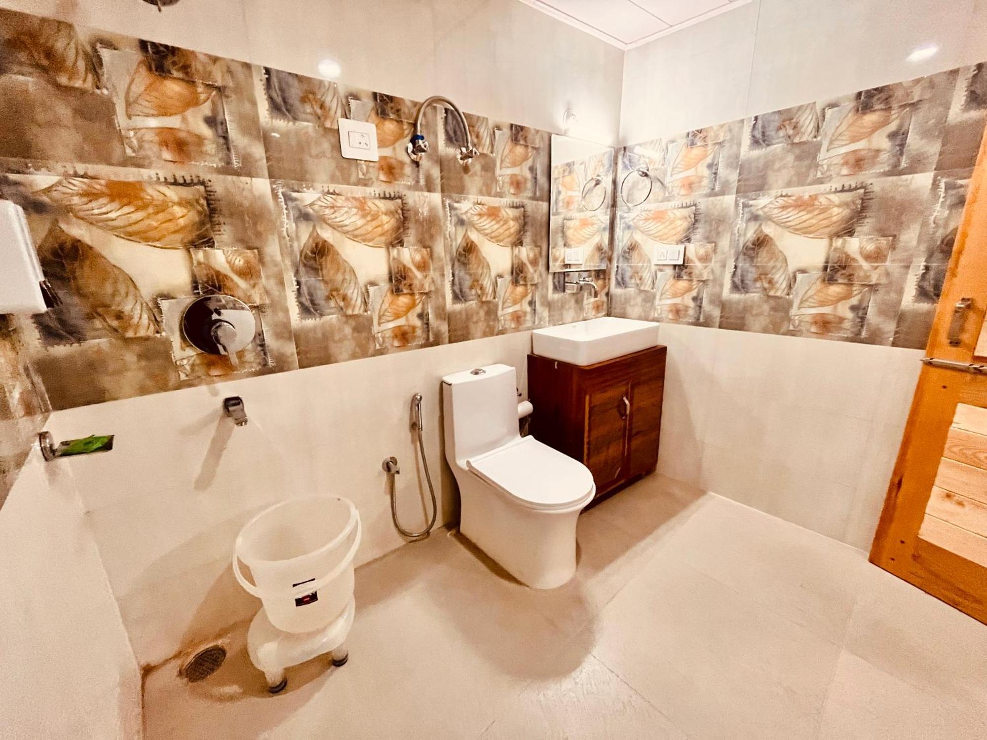 Himalayan Hill Queen Resort, Manali M98160-43400 Dış mekan fotoğraf
