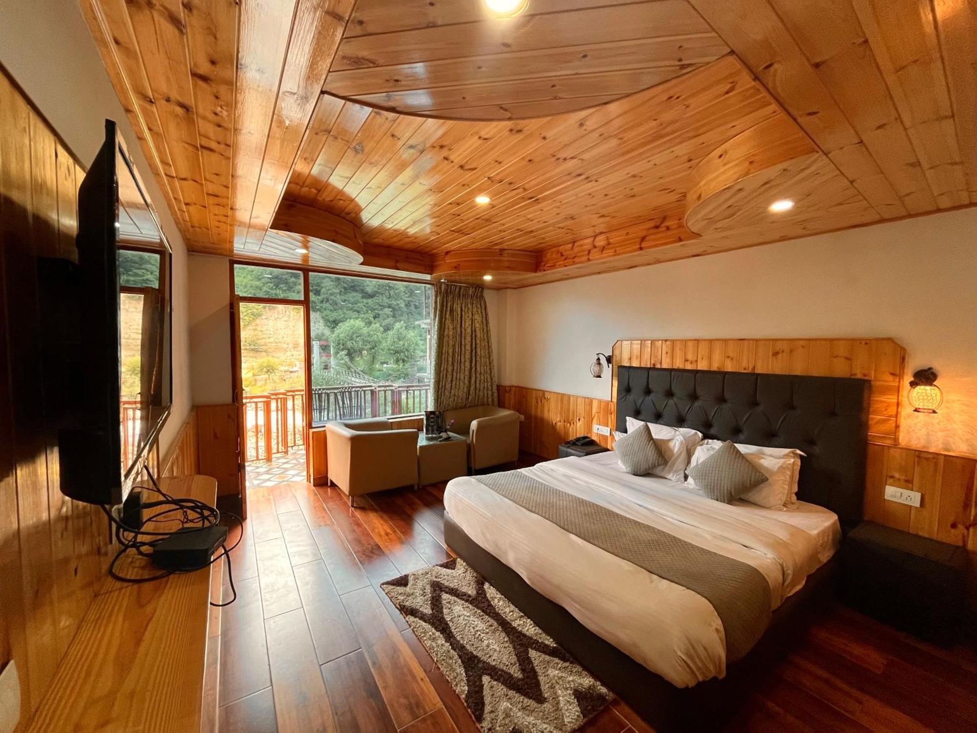 Himalayan Hill Queen Resort, Manali M98160-43400 Dış mekan fotoğraf