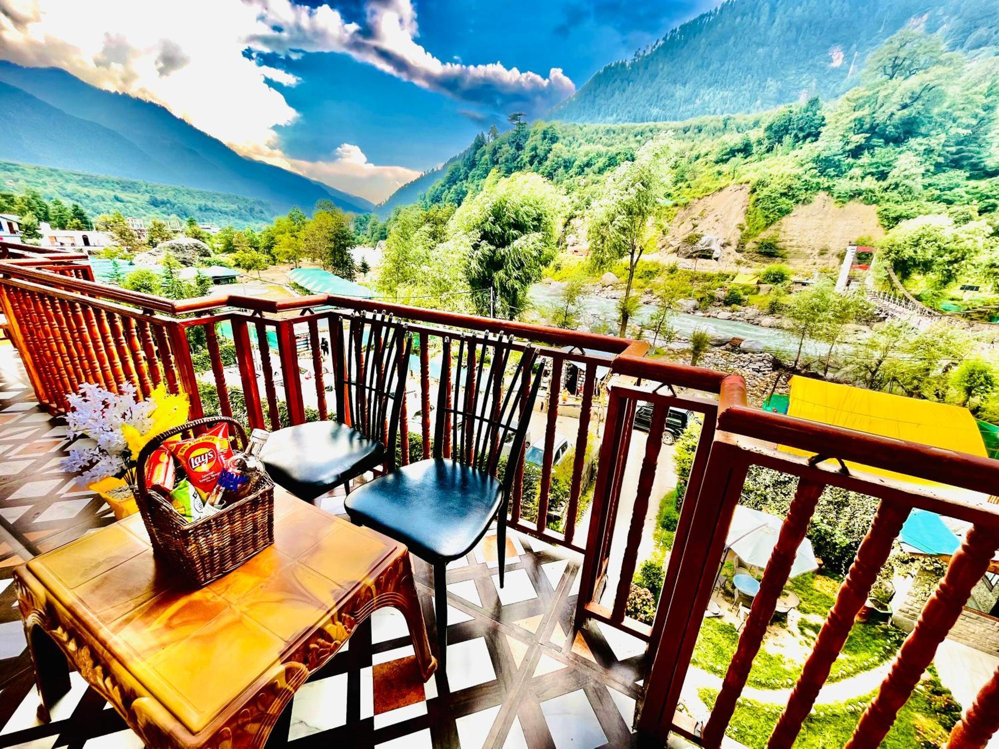 Himalayan Hill Queen Resort, Manali M98160-43400 Dış mekan fotoğraf
