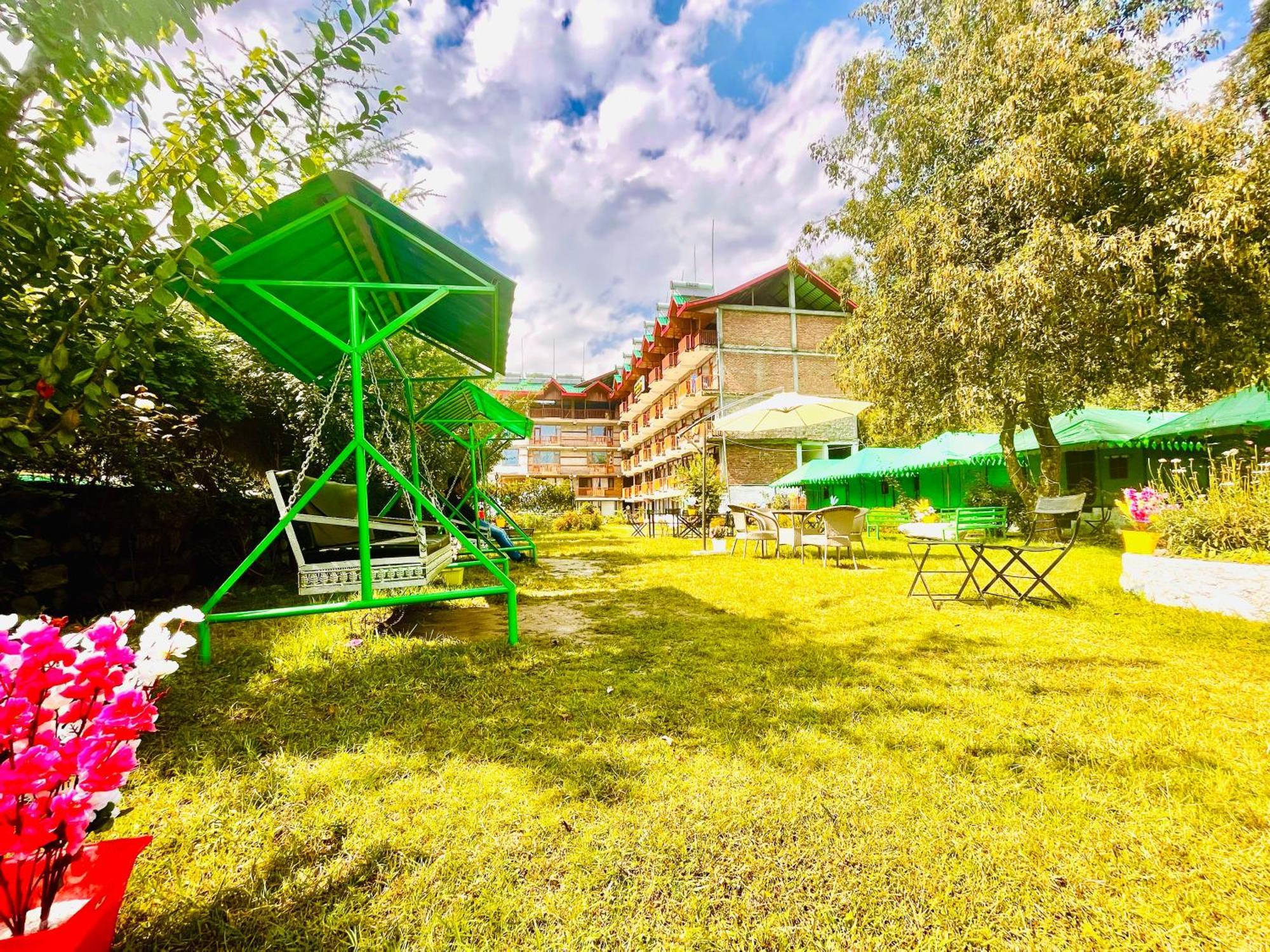 Himalayan Hill Queen Resort, Manali M98160-43400 Dış mekan fotoğraf